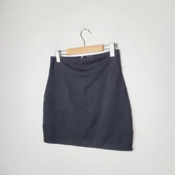 ARITZIA TALULA Black Stretch Bandage Mini Skirt - Picture 5 of 11
